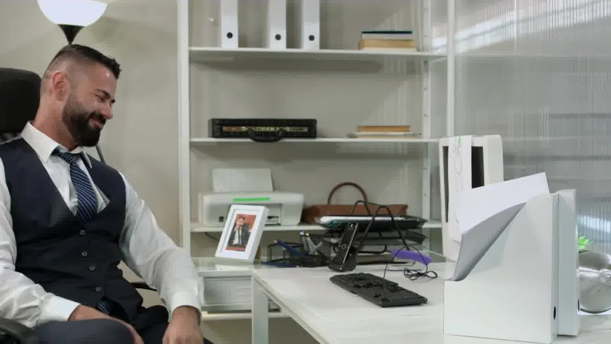 background forMen.com