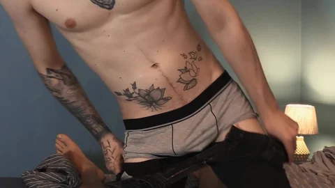 CzechHunter: Amateur Czech Dude POV Cock Riding in Apartments