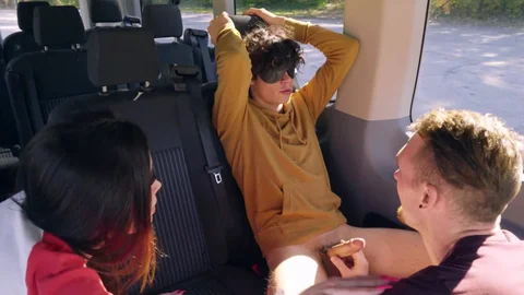 Str8 Chaser: Nosy Parker Interrupts Gay Sex Session in the Van