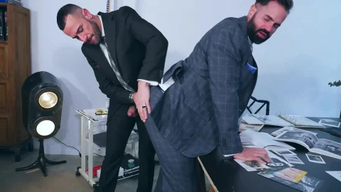 menatplay: Big Cock Encounter with Gustavo