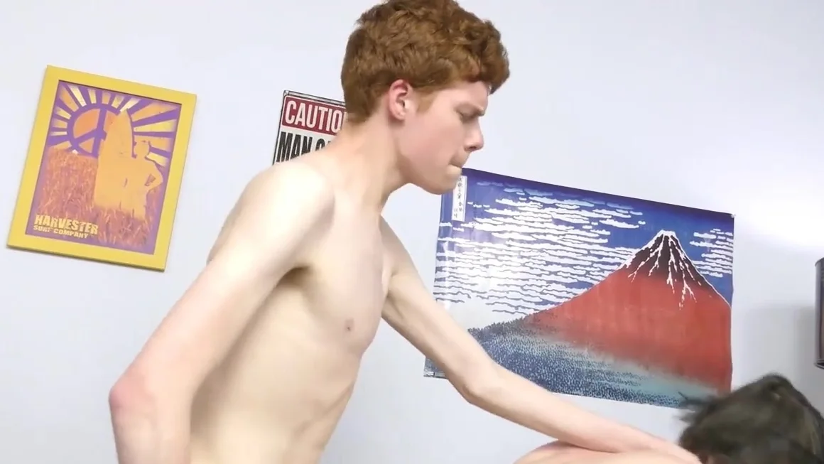 BrokeStraightBoys: Spin-the-Bottle, Truth Or Dare Edition!