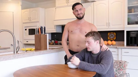 FamilyDick: Aaron & Derek's Gay Romance