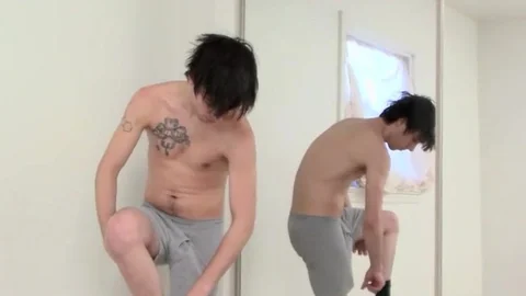 StraightNakedThugs.com: Cocky Chad Turns Up The Heat In His Bedroom