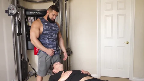 ManUpFilms: Damien Stone Coaches Tony's Muscle Training