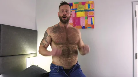 masqulin: Kit's Curiosity Reaches Climax