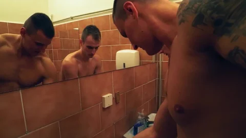 RealityDudes: Ripped Jock Meets Brown-haired Stud