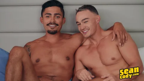 SeanCody: Jayce Gets His Cock Sucked By Asher In The Steamy Bathroom!