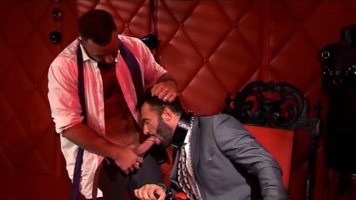 Menatplay: Seduction and Betrayal in Redder's Haven
