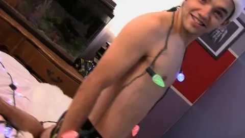 ZackRandall.net: Marcus Rivers' Hot Cum Delivery This Christmas