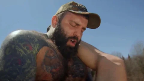 Bromo US: Gay Hunters' Sexy Adventure