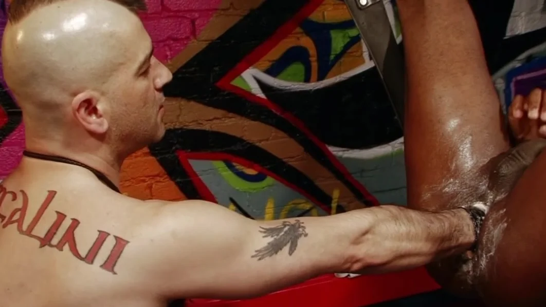 Fisting Central: Race Cooper Croons in Bliss as Tony Buff Fingers His Prostate