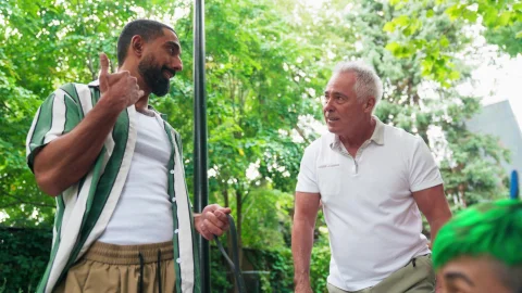 Bromo: Ali Takes on a New Leashed Pet