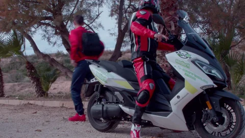 City Lights and a Tight Ass