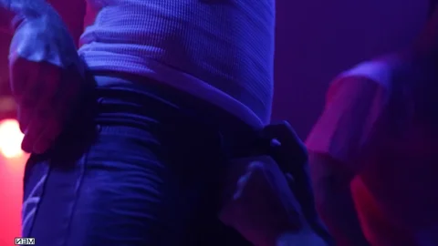 Men: Slippery When Wet – A Party Must!