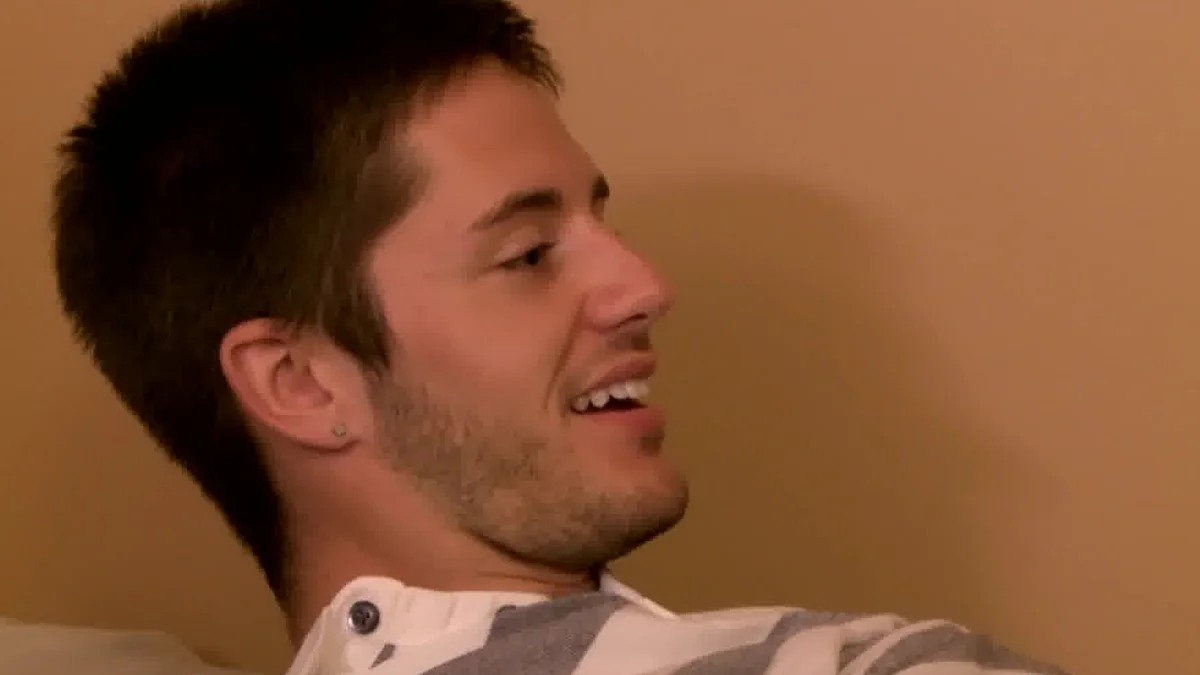 IconMale: Young Man's Obsession for Daddies