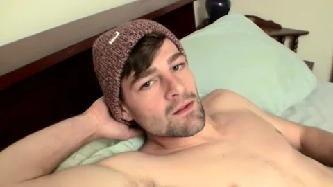 StraightNakedThugs: Mickey Waters Smoking and Jerking Off