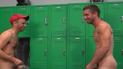 Hot House: Masturbating side by side for ultimate pleasure