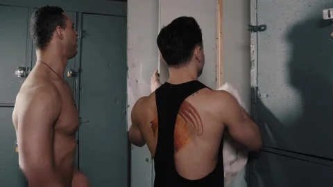 masqulin: Fucked Against the Wall in Gym