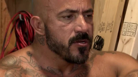 MenOver30: Spit and Saliva Lube