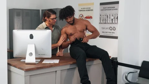 Men: A Photo Worth Taking: Tony's Money Shot