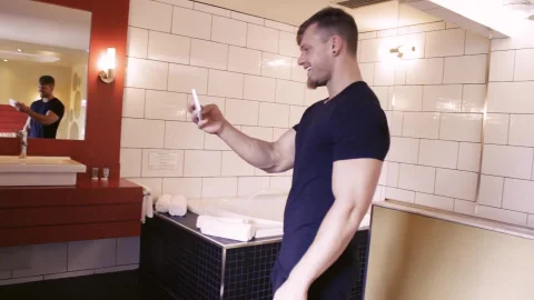 maskurbate: Brad's Shower: Unseen Unedited