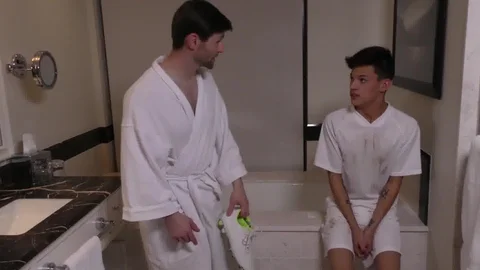 DrillMyHole: Muddy Soccer Fun: Dennis & Xander