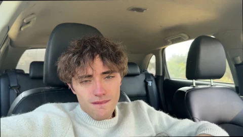 Jack pounds Valentin’s face with thrusts