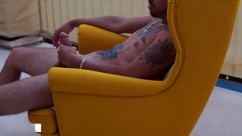 Southern Strokes: Tough Exterior, Soft Interior