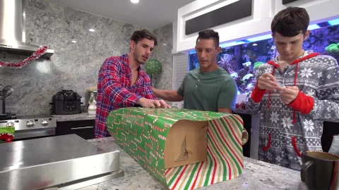Dakota Lovell: Tis the Season for Giving