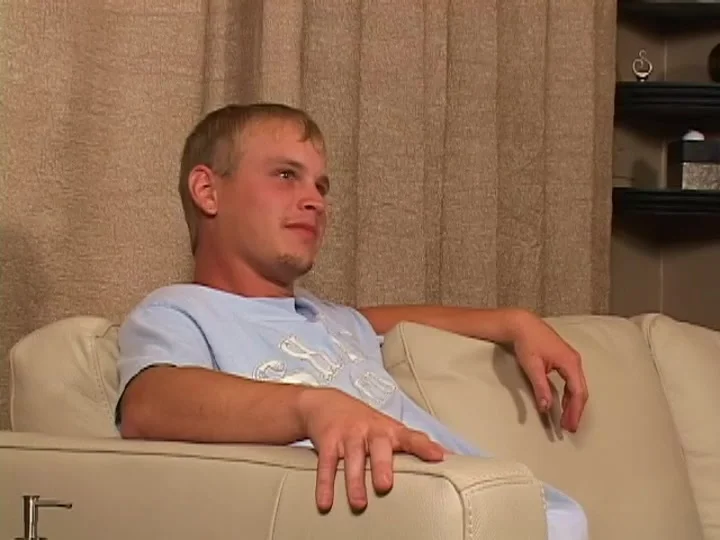 Solo: Hardworking Plumber Shows His Assets