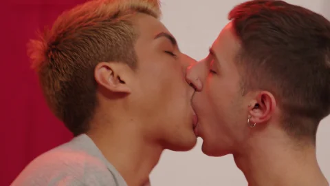 Oli Smith's Game of Boners and Blowjobs