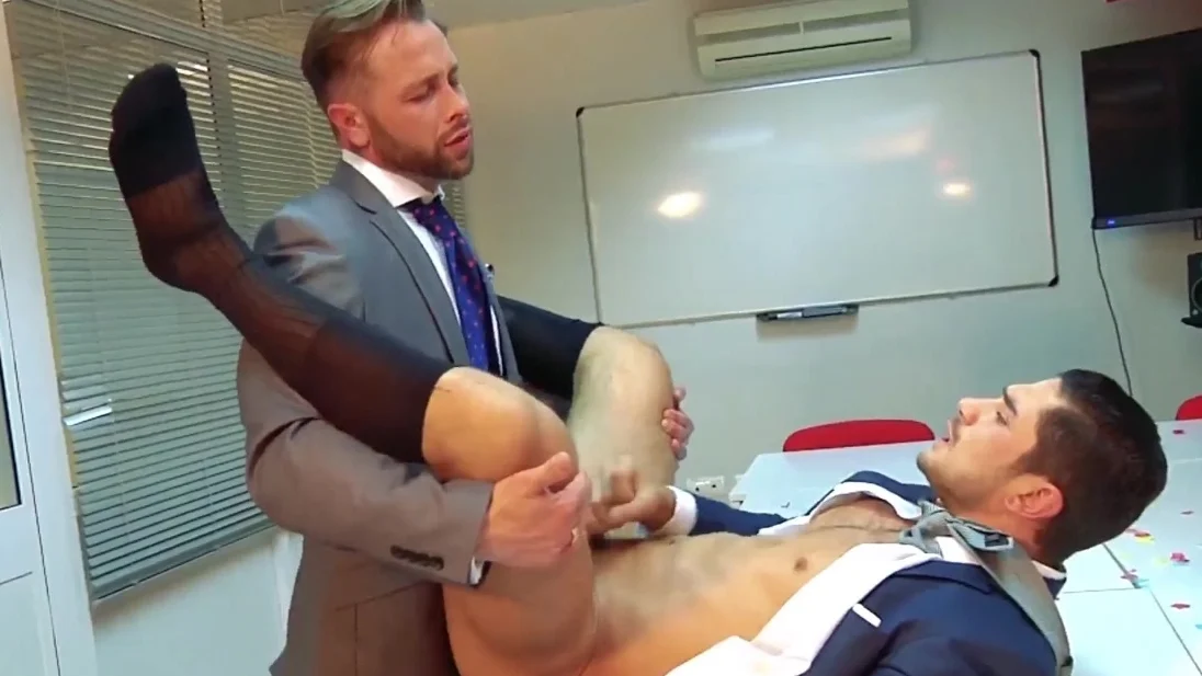 MenatPlay: Fucking Businessmen: Desk to Bed Action!