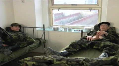 Button-Spewing Twinks Get It On