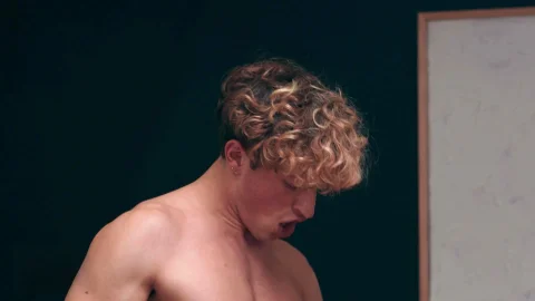 Undressing and Filling at the Gym