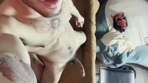 PitsAndPubes: Gay Hunk Malakai White Sniffs Armpits & Jerks Off!