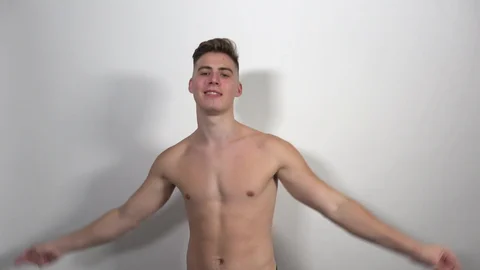 EastBoys: Jonathan Hicks' Muscular Flexing - Hot New Amateur Star!
