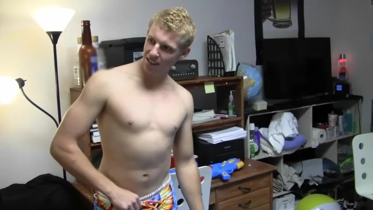 background forRealityDudes