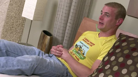 Solo: Earl's Golden Years Get Kinky