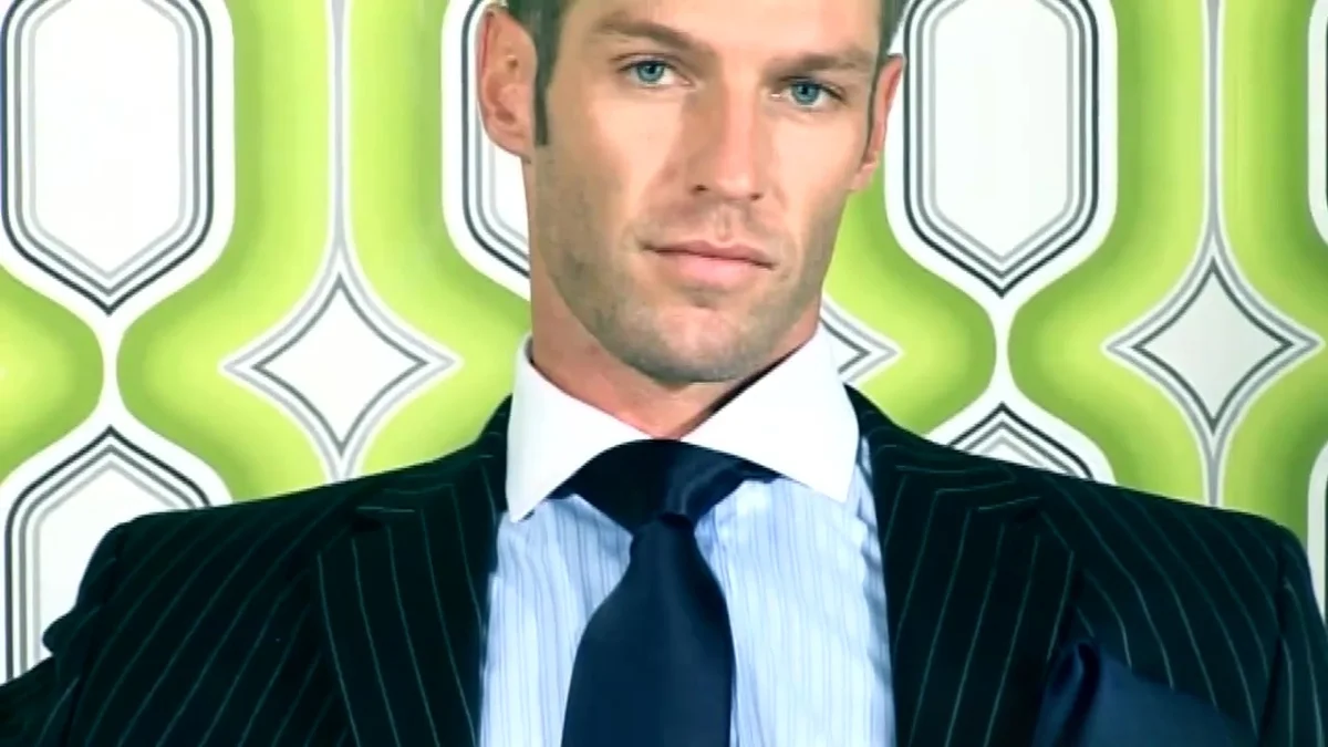 Menatplay: Howdy, Stranger! Meet Levi, the Face of MenatPlay