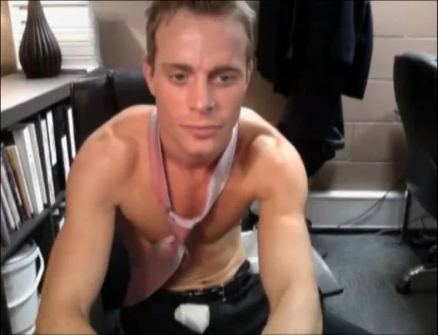 Menatplay: Stevens: The Man Behind the Mask on Cam