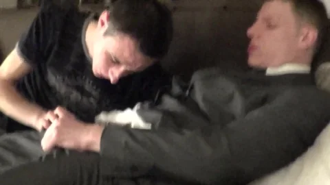 jalifstudio: From Kiffeur to Couch King