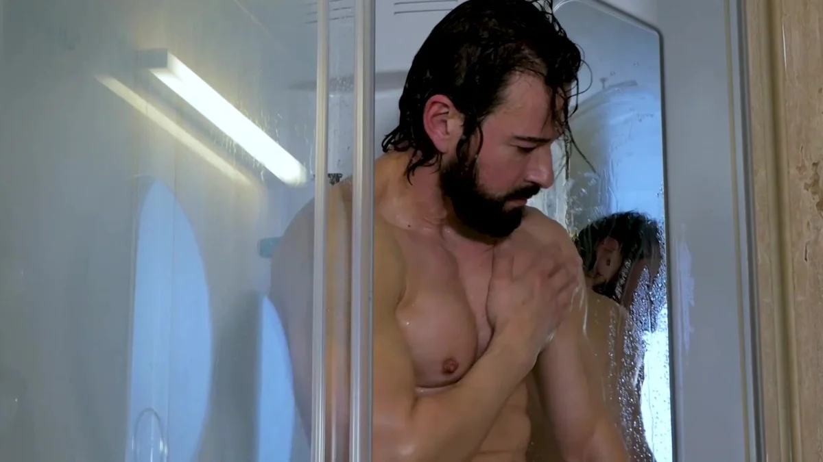 HotAFmen: Smooth Hole Fingering by Miguel
