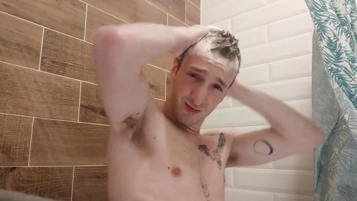 Activeduty: Banging Myself In The Shower