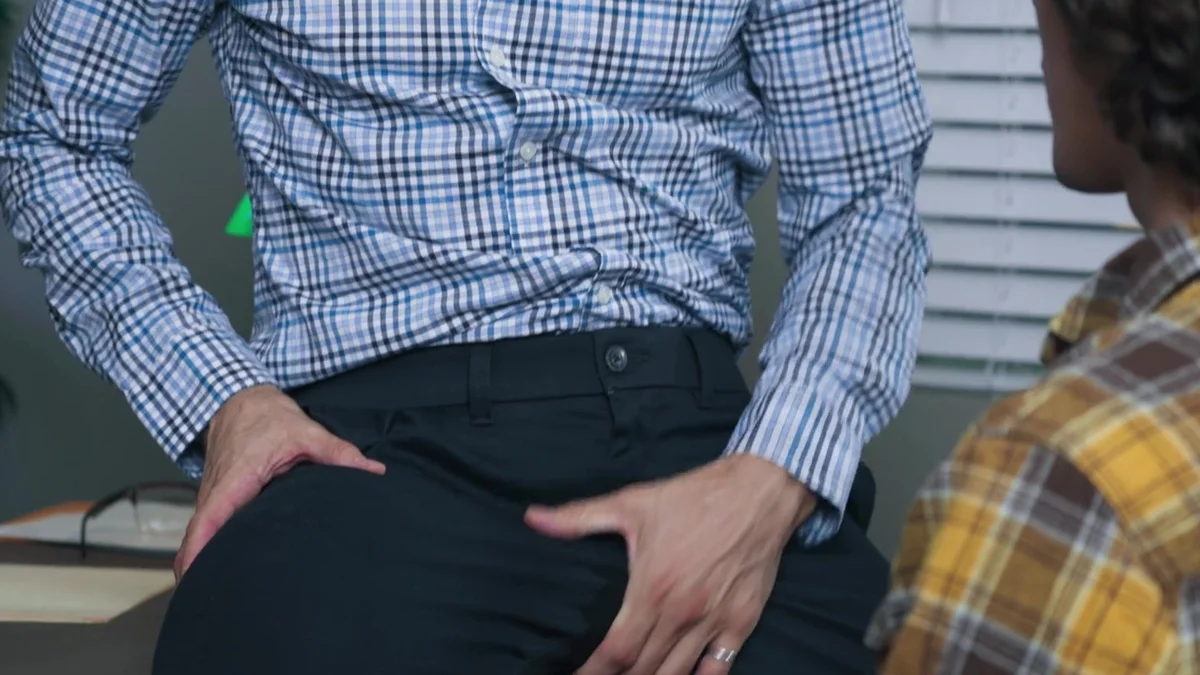 Men: No Credit, No Problem: Johnny's Remedy