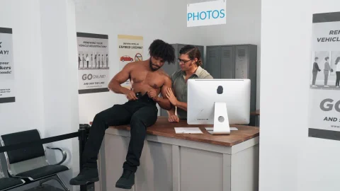 Men: A Photo Worth Taking: Tony's Money Shot