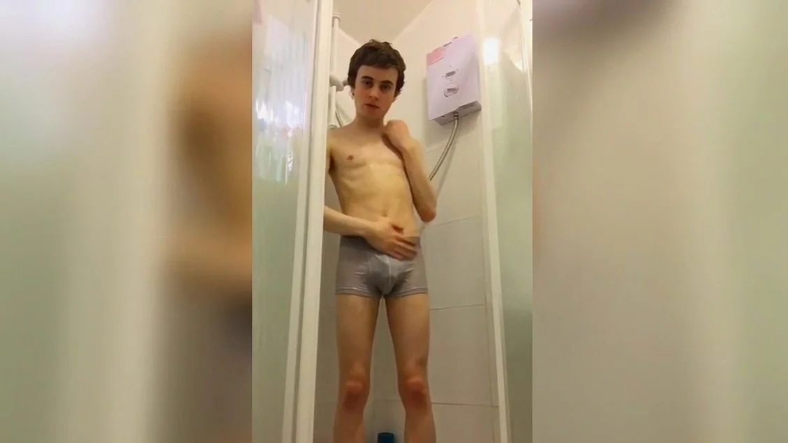 EuroBoyXXX.com: Harry's Wet, Willing, and Hungry