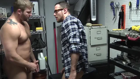 Big Dicks at School: Blond Twink Fucked Hard By Muscular Janitor