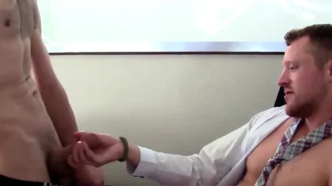 AmateursDoIt: Randy's Boner Makes Its Presence Known